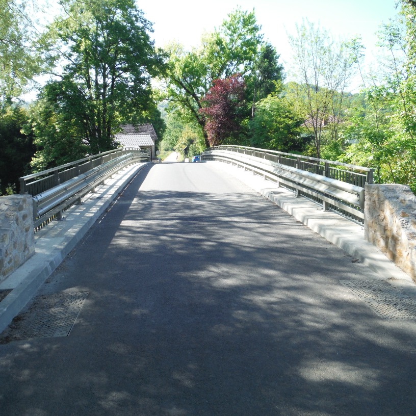 Pont de face